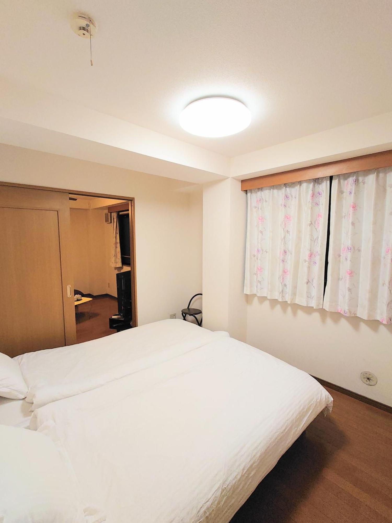 Honeys Guest House Tokio Zewnętrze zdjęcie